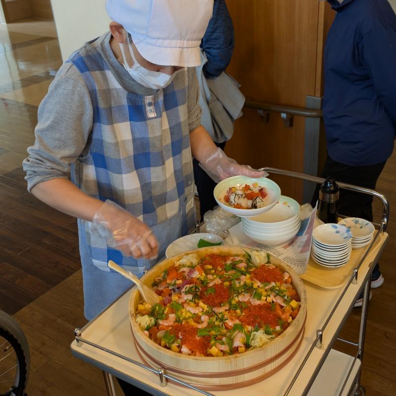 手作りのちらし寿司です!