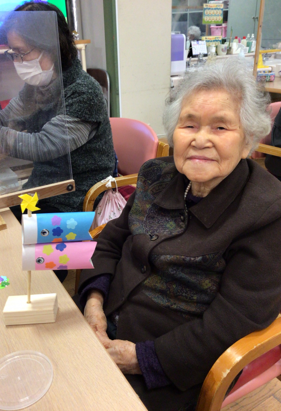 グループ活動 ~ 鯉のぼり作り・花咲かせゲーム ~