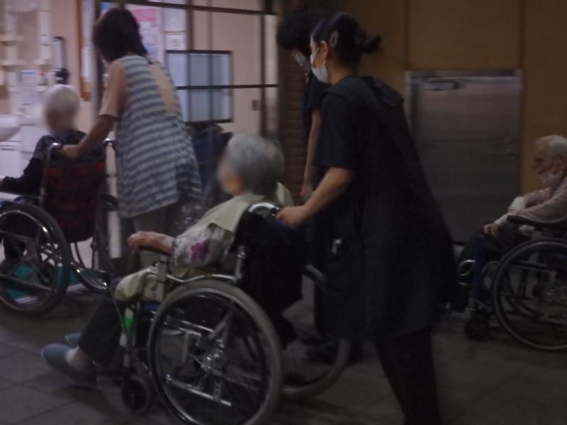 松籟荘常会の花火を懐かしむ会