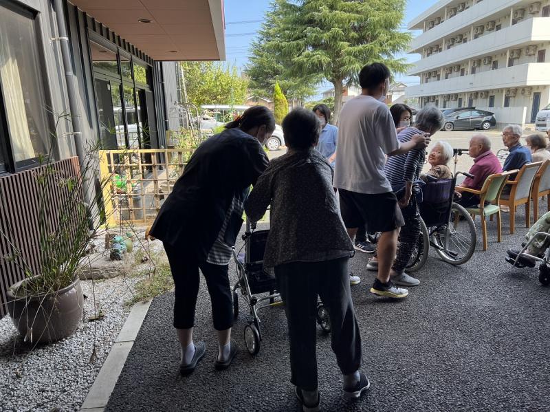 暑い中での避難のご協力ありがとうございます