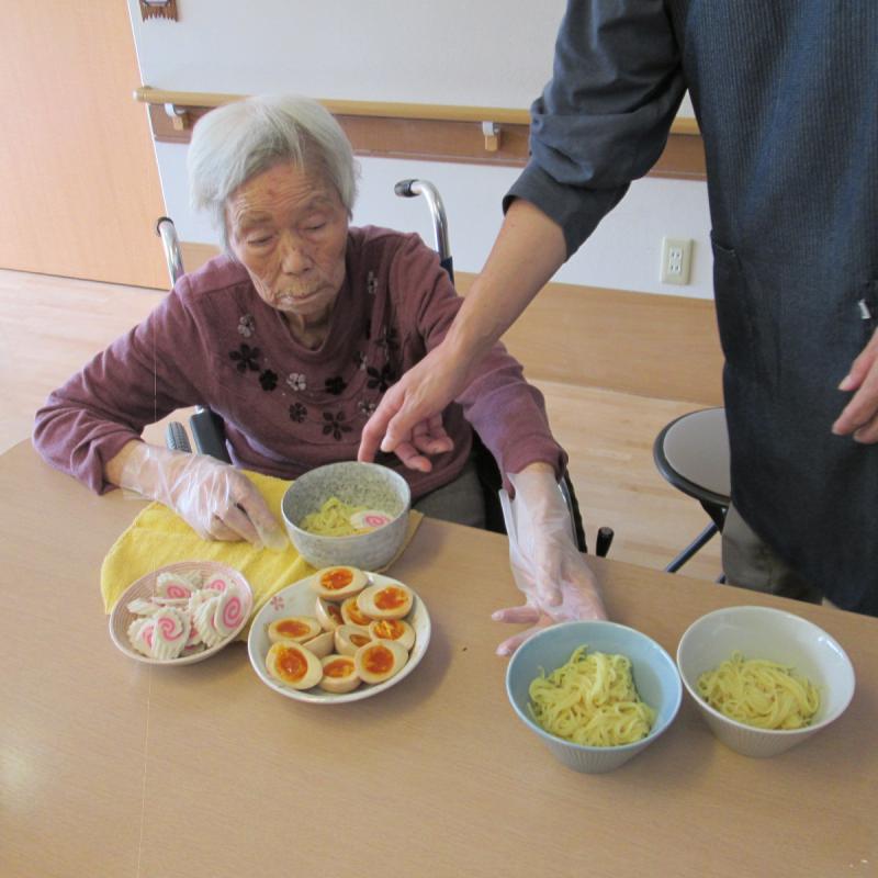今日のお昼はラーメン餃子定食！！
