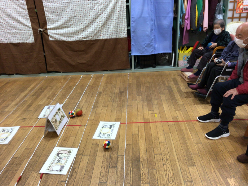 グループ活動：ぼた餅作りと一攫千金ゲーム